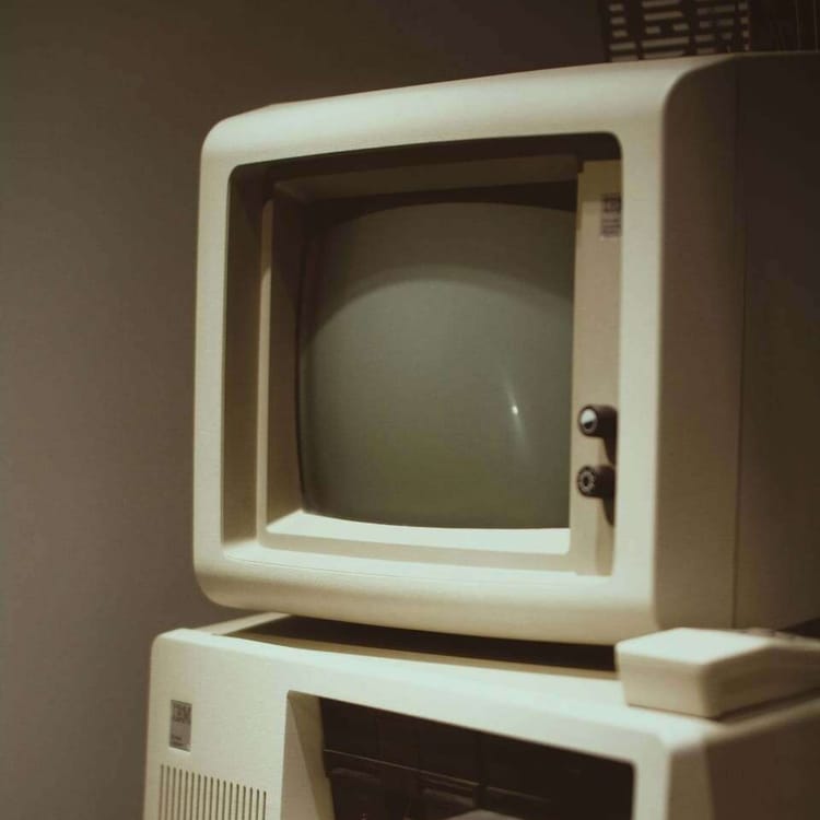 Informatička podrška i tehnička administracija
